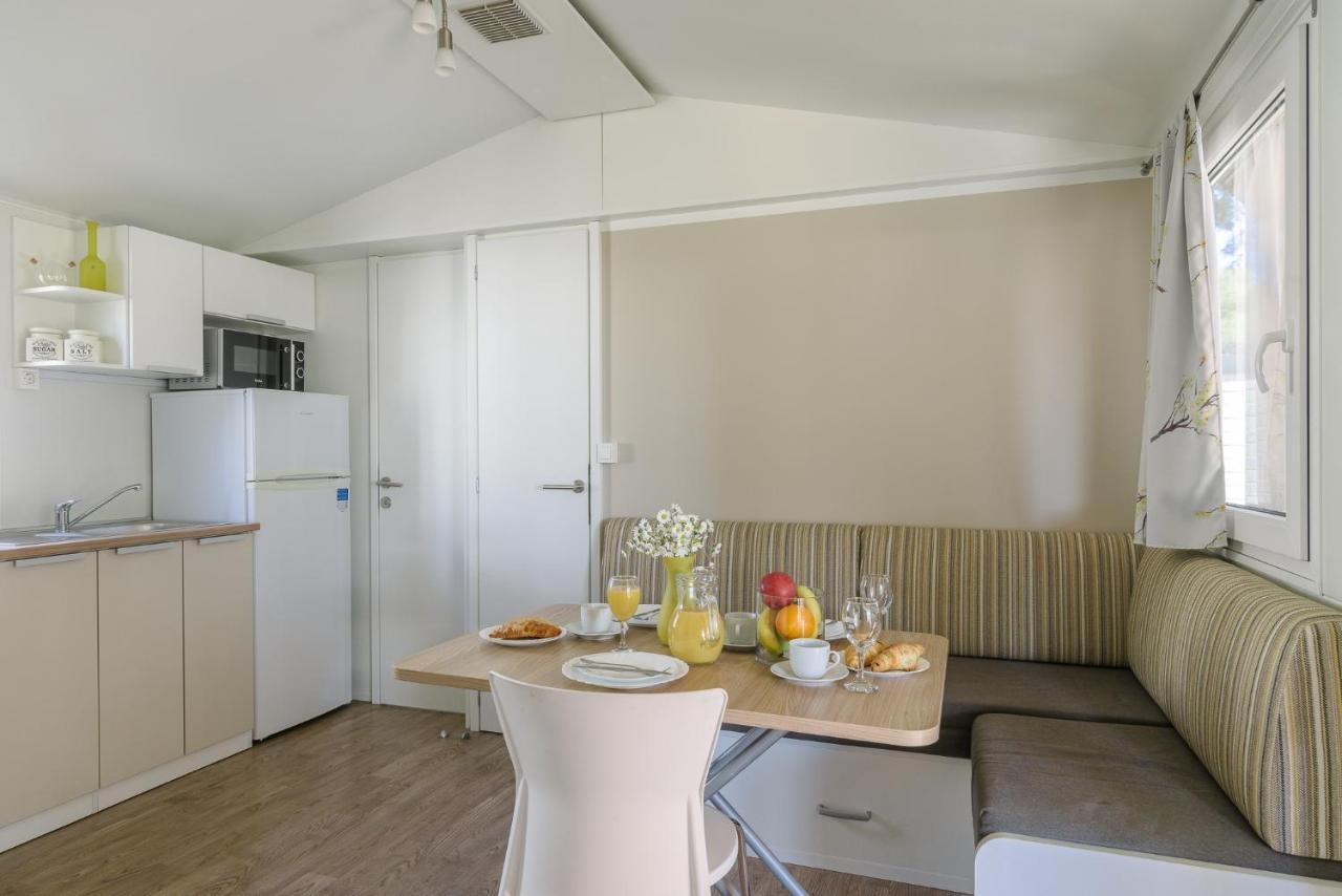 Salve Croatia Mobile Homes In Amadria Park Trogir Seget Vranjica Exterior photo