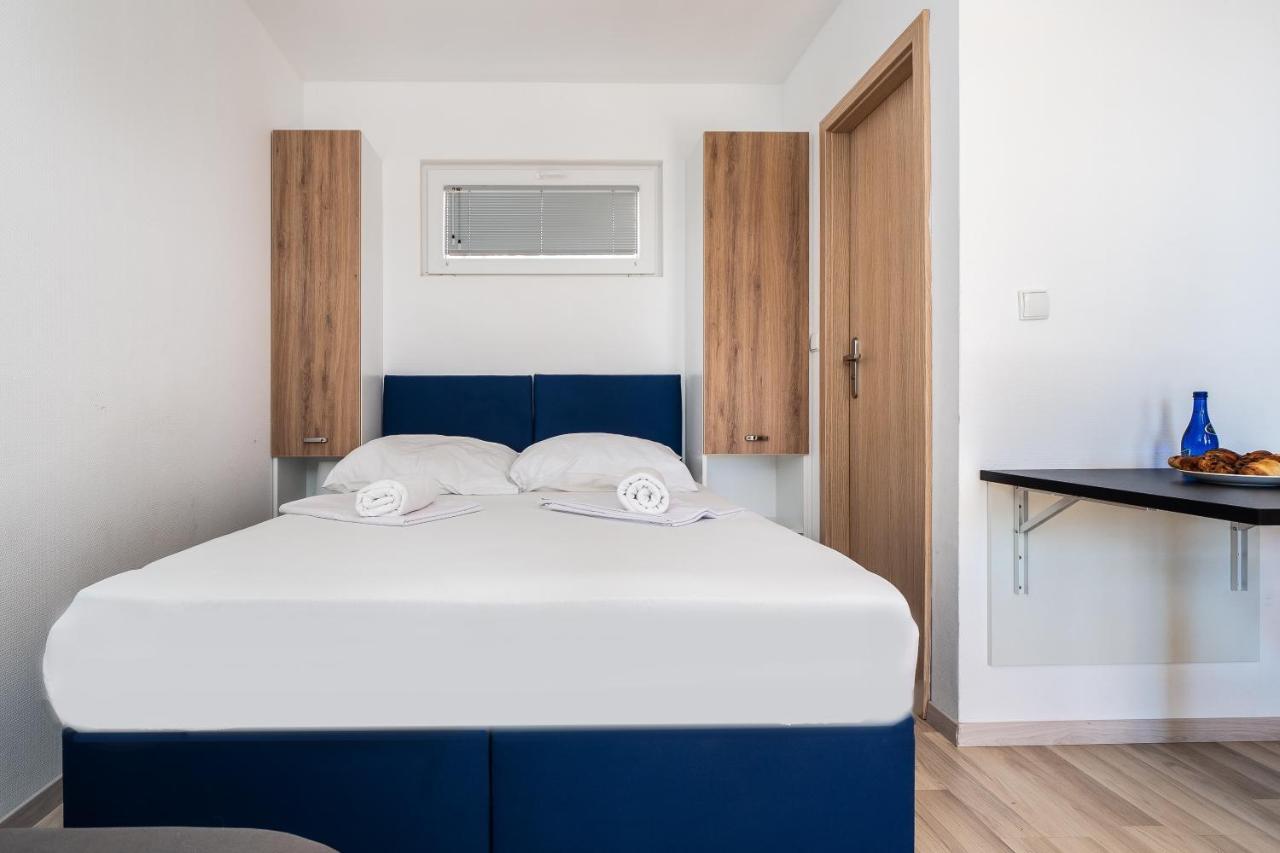 Salve Croatia Mobile Homes In Amadria Park Trogir Seget Vranjica Exterior photo