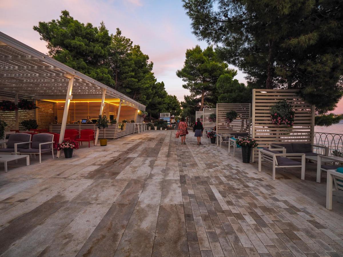 Salve Croatia Mobile Homes In Amadria Park Trogir Seget Vranjica Exterior photo